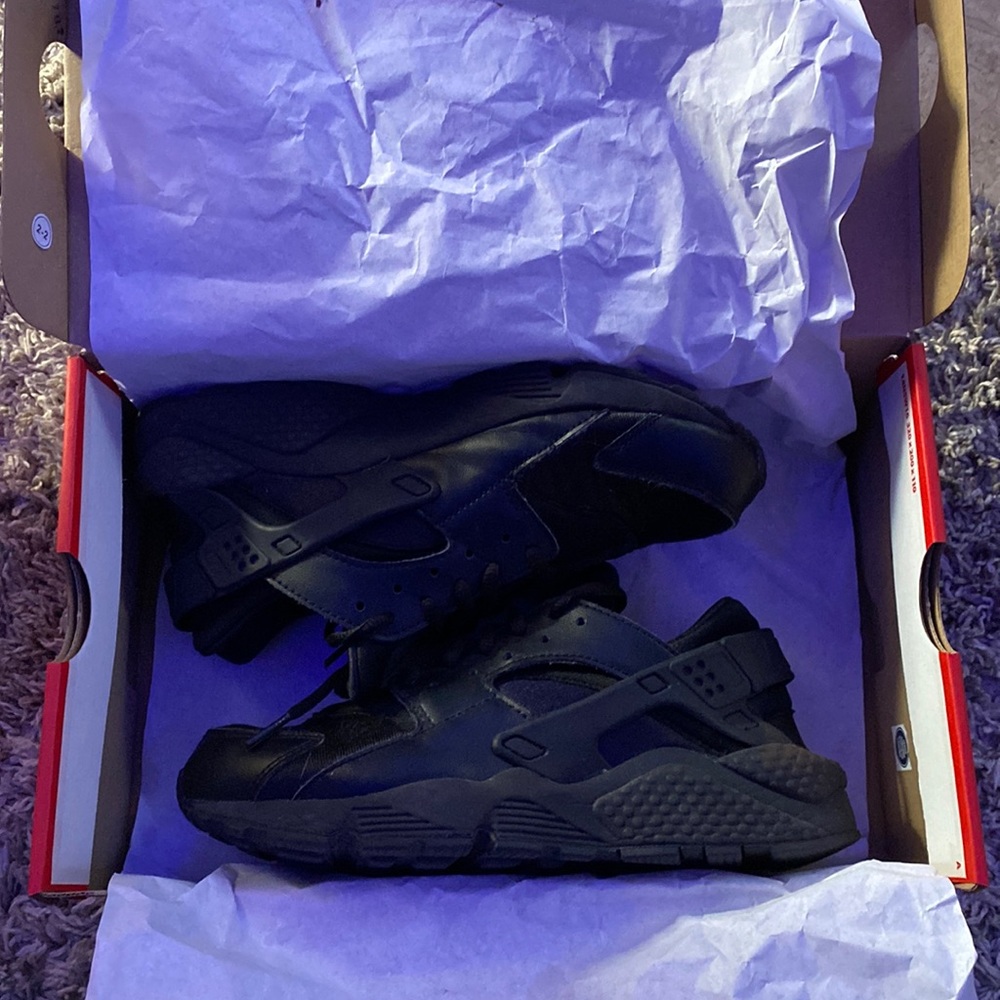 Nike Womens Air Huarache Run Shoes